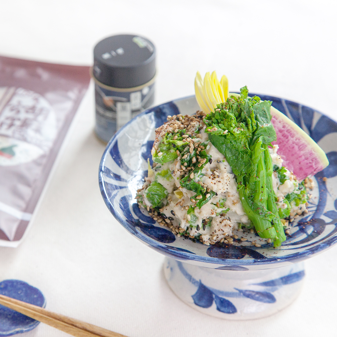 新じゃがと菜の花のスパイシー胡麻ポテトサラダ