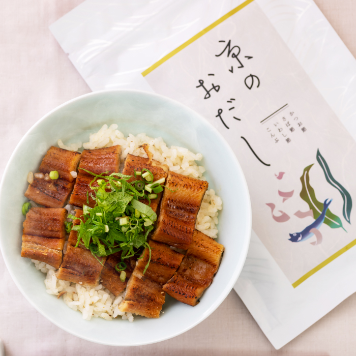 穴子の土鍋炊き込みご飯
