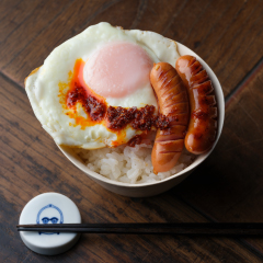 目玉焼きごはん